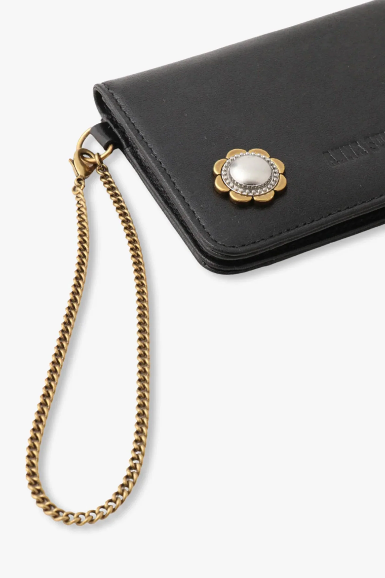 Black Retro Button Pass Case - Image 4