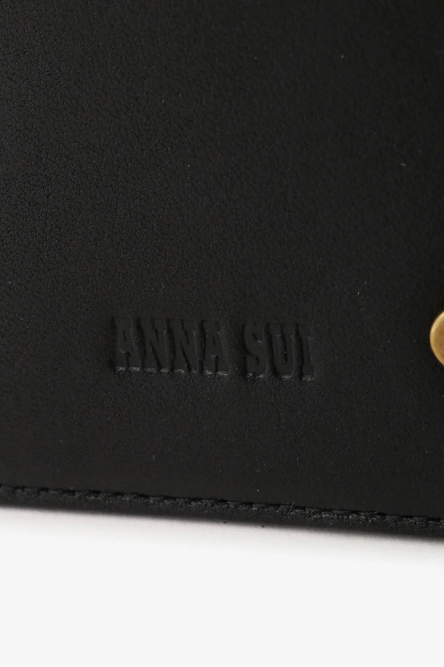 Black Retro Button Pass Case - Image 6