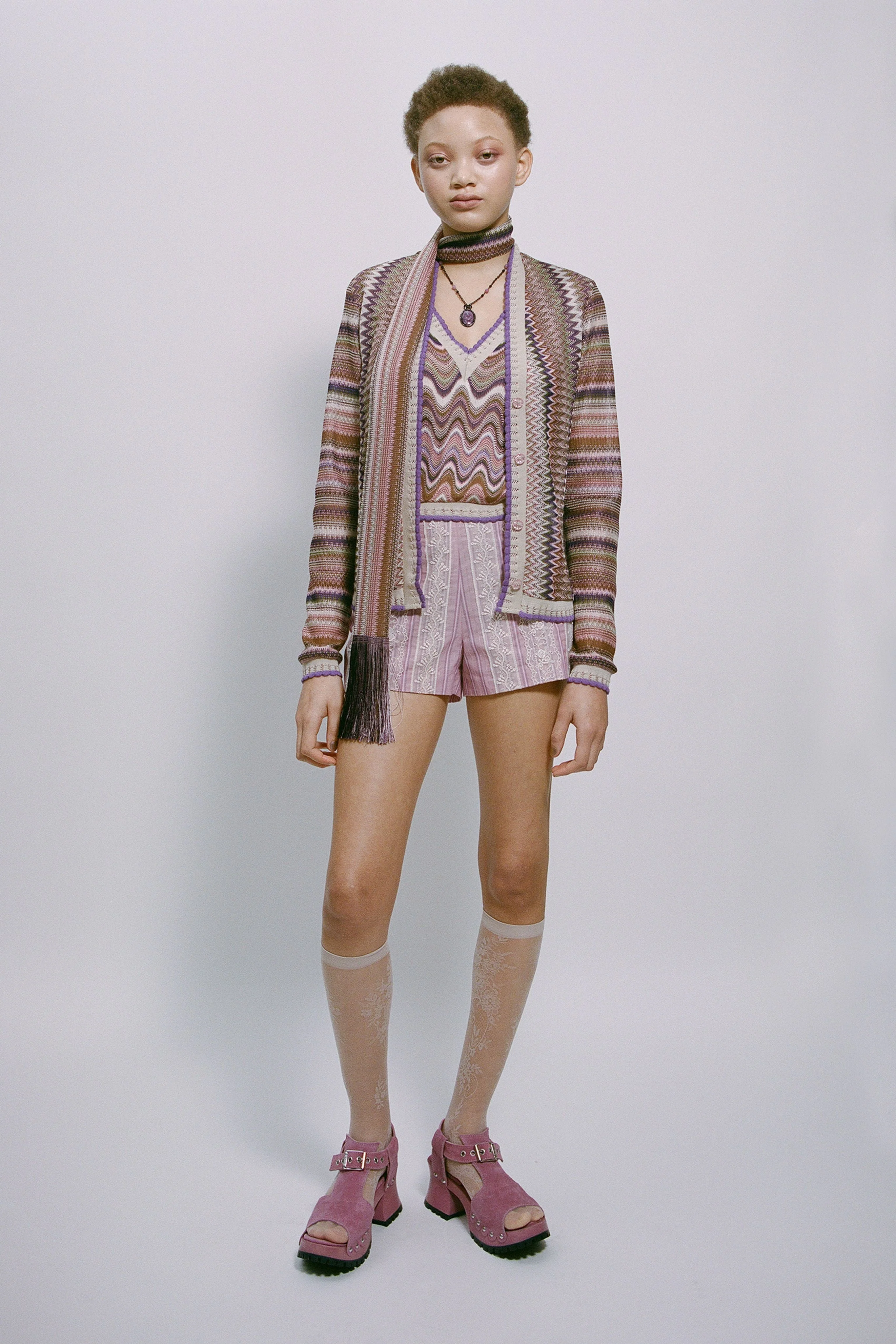 Cameo Stripe Print Fringe Scarf - Image 5