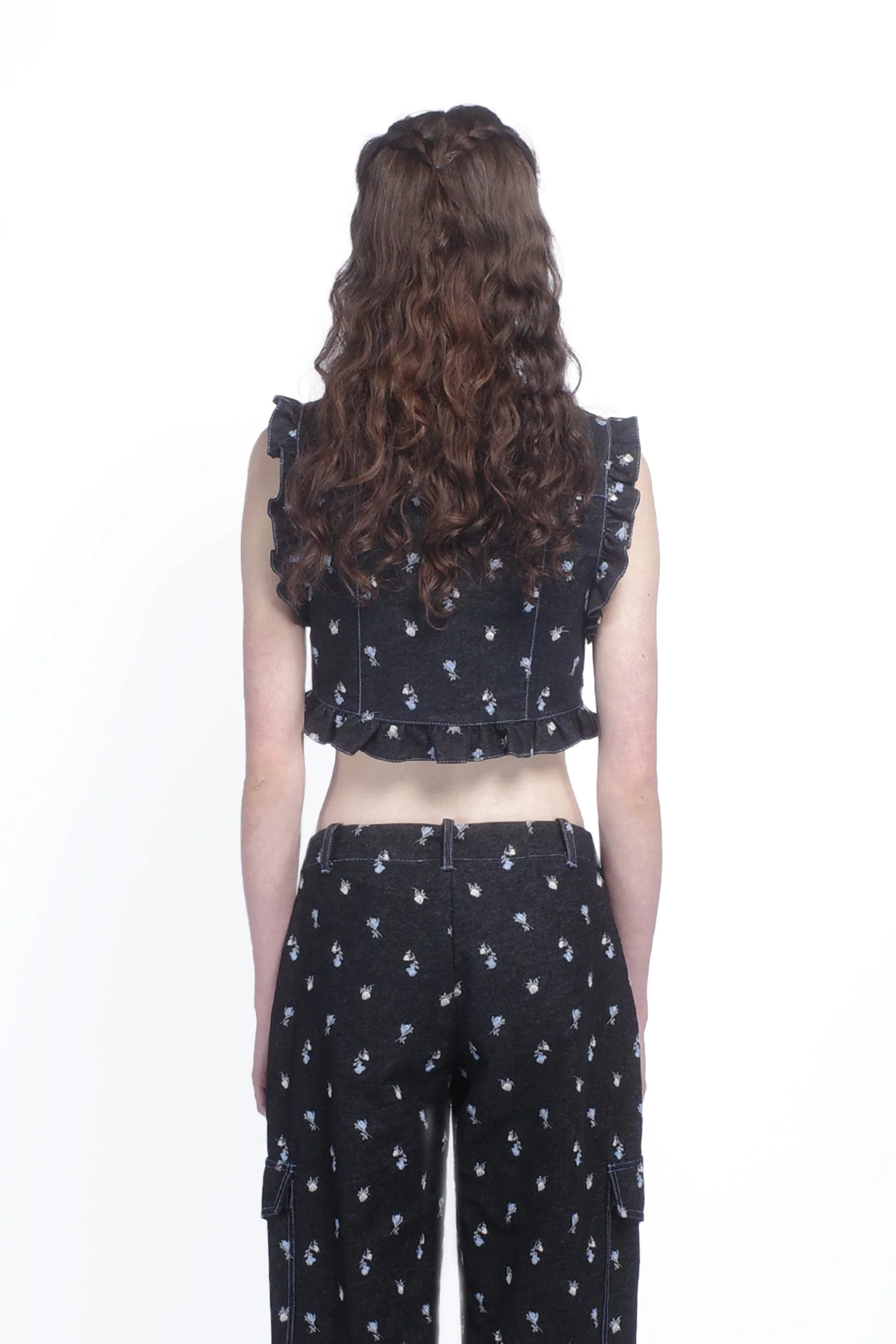 Denim Embroidered Roses Cropped Vest - Image 4