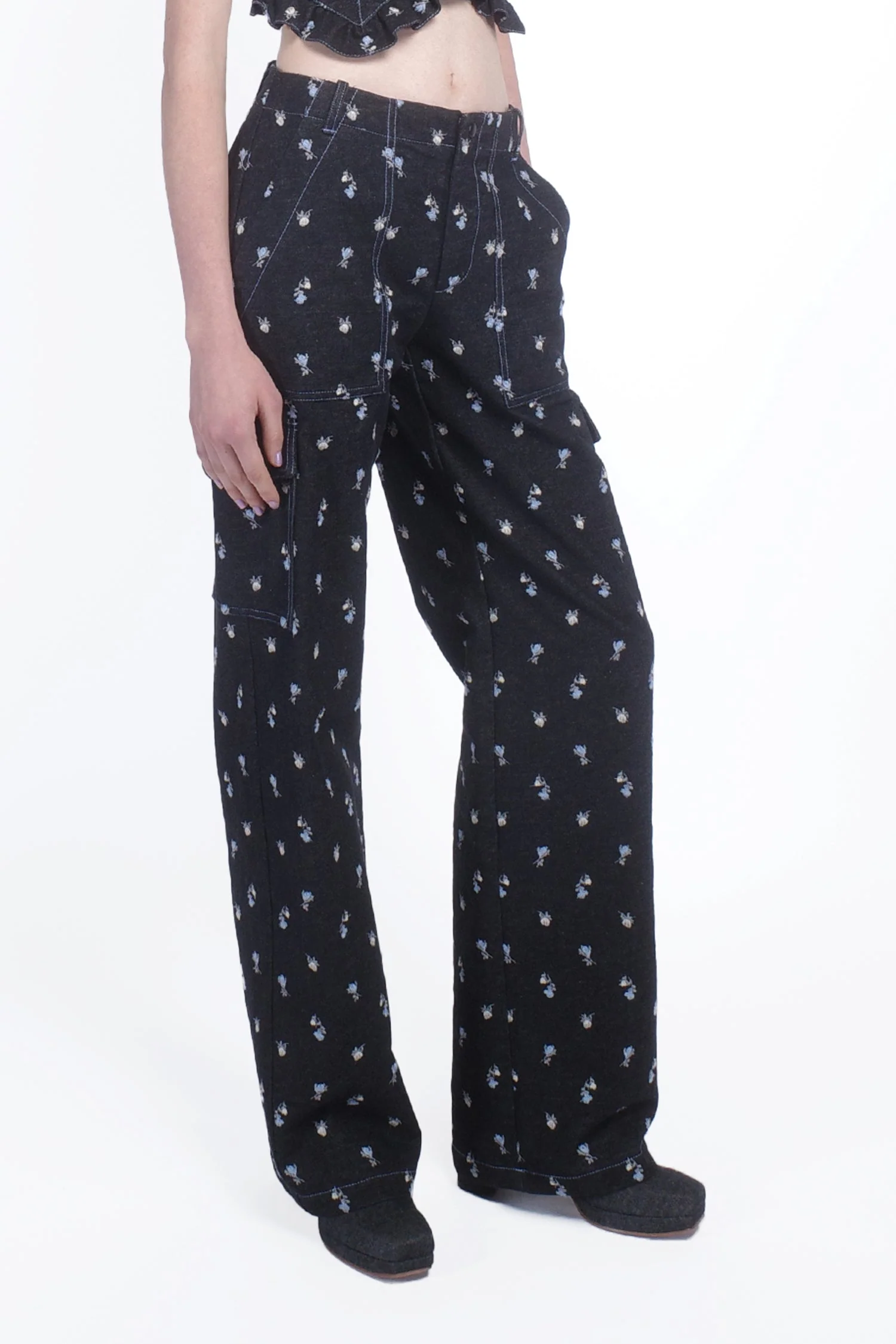Denim Embroidered Roses Cargo Pants - Image 3