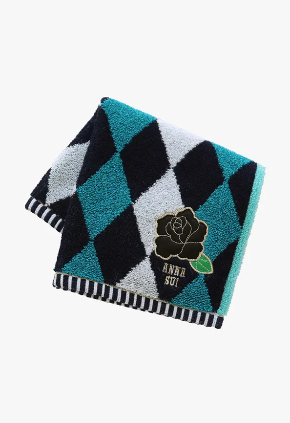 Argyle Rose Washcloth - Image 3