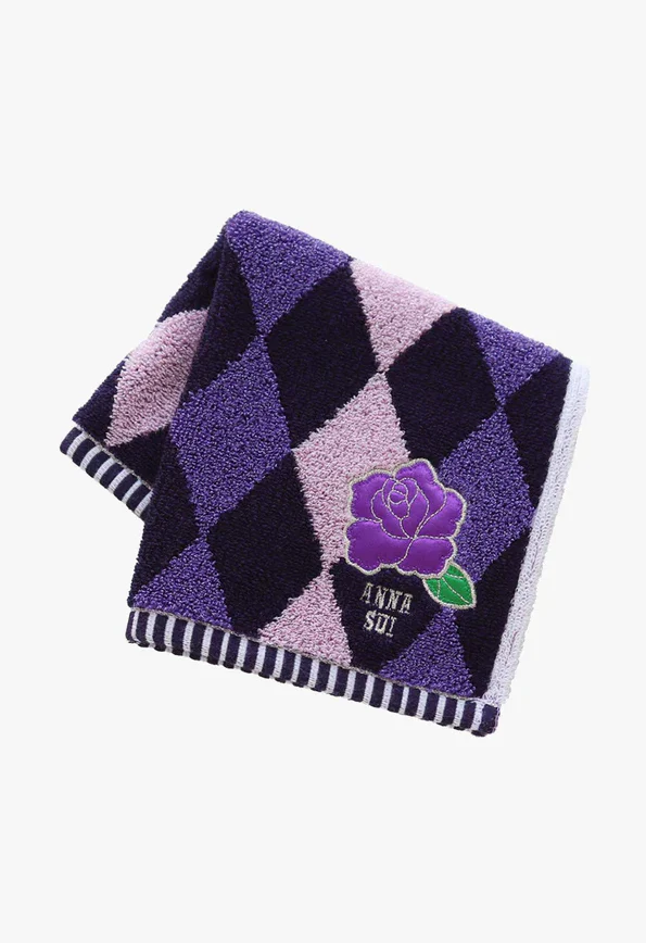 Argyle Rose Washcloth - Image 4