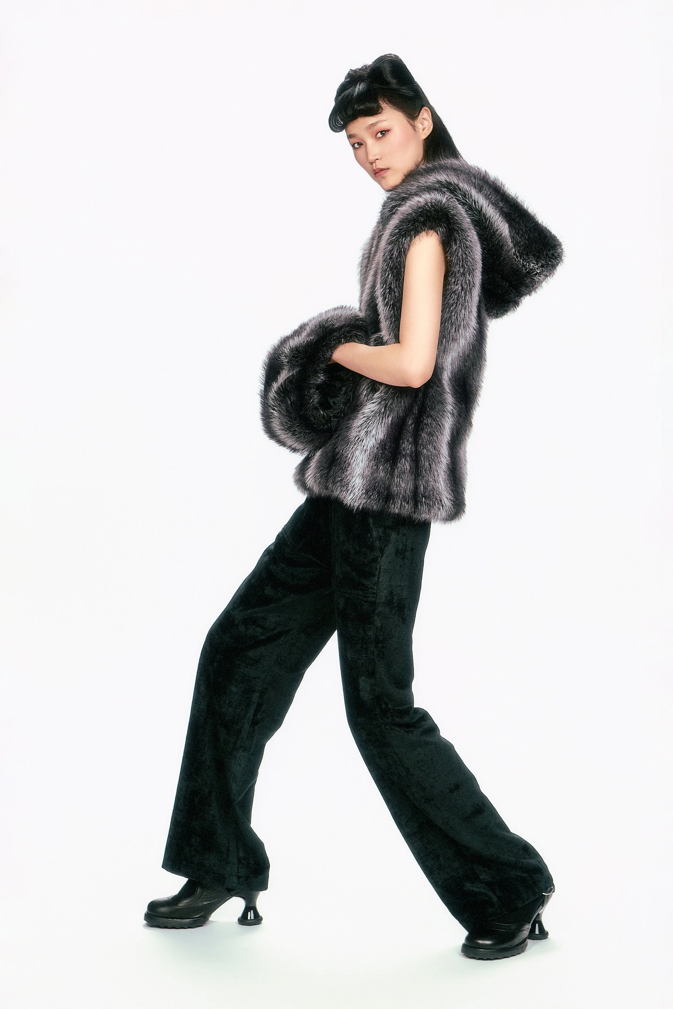 Faux Silver Fox Muff - Image 3