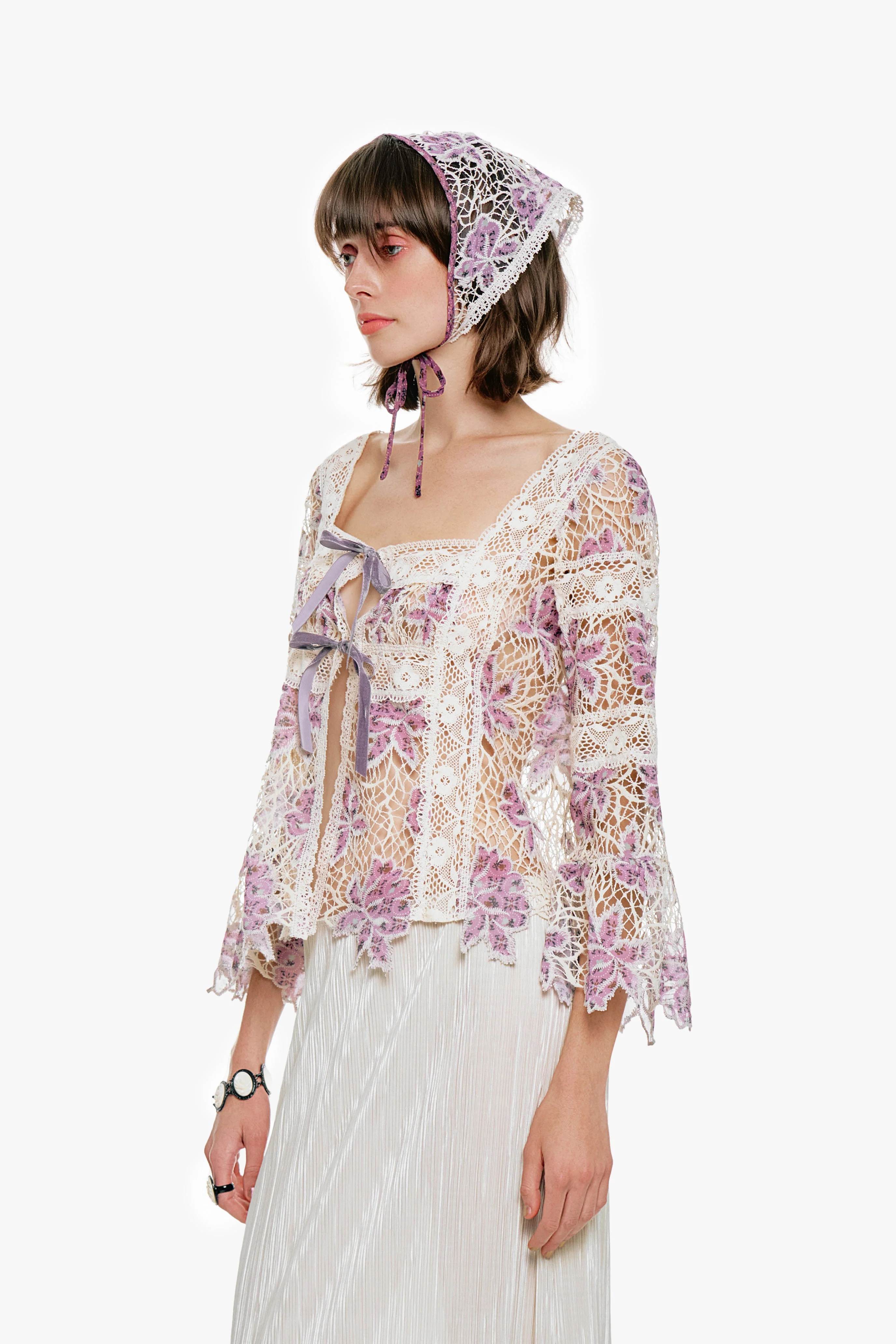 Medallion Floral Lace Tie Blouse - Image 4