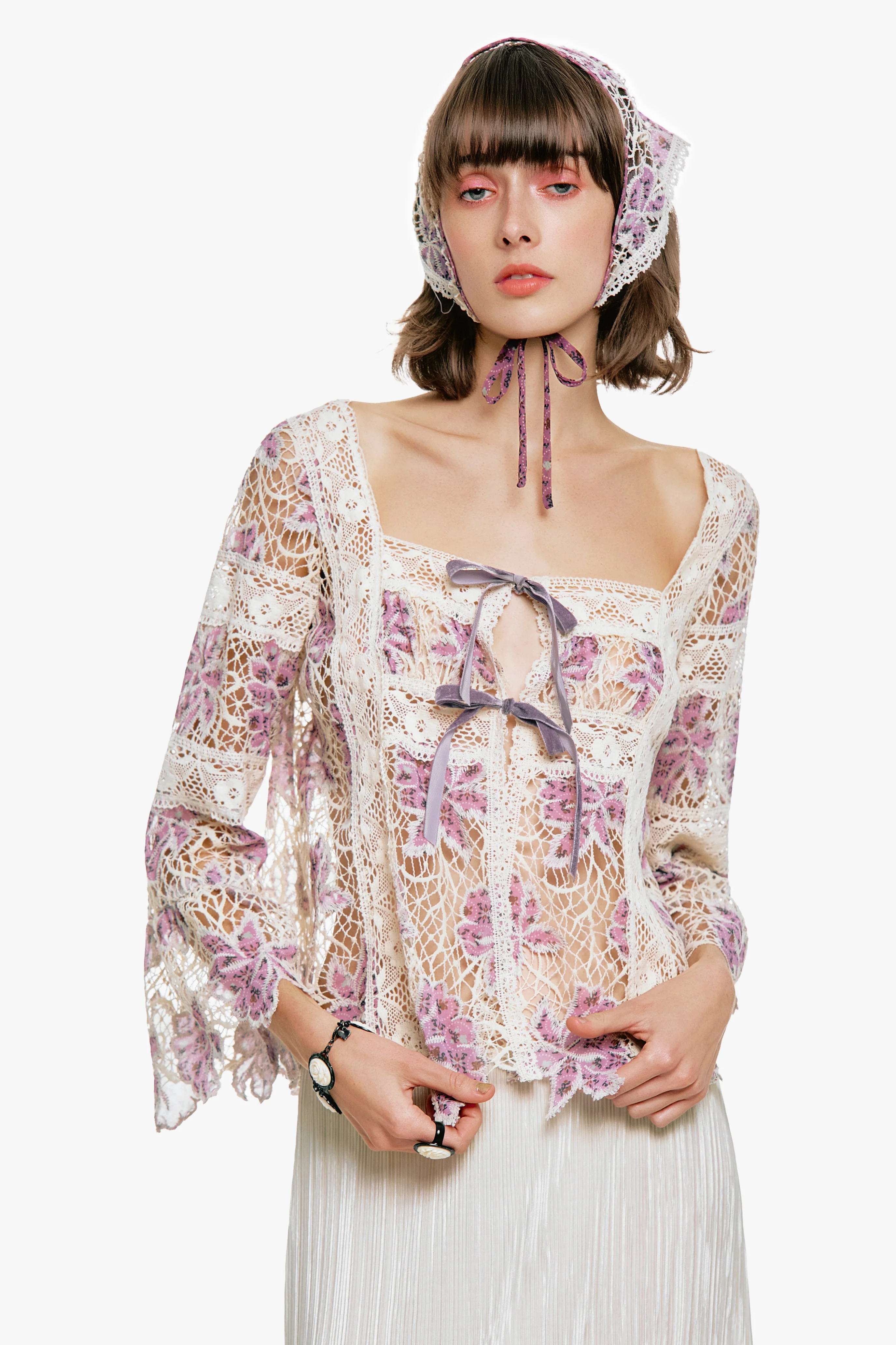 Medallion Floral Lace Tie Blouse - Image 6