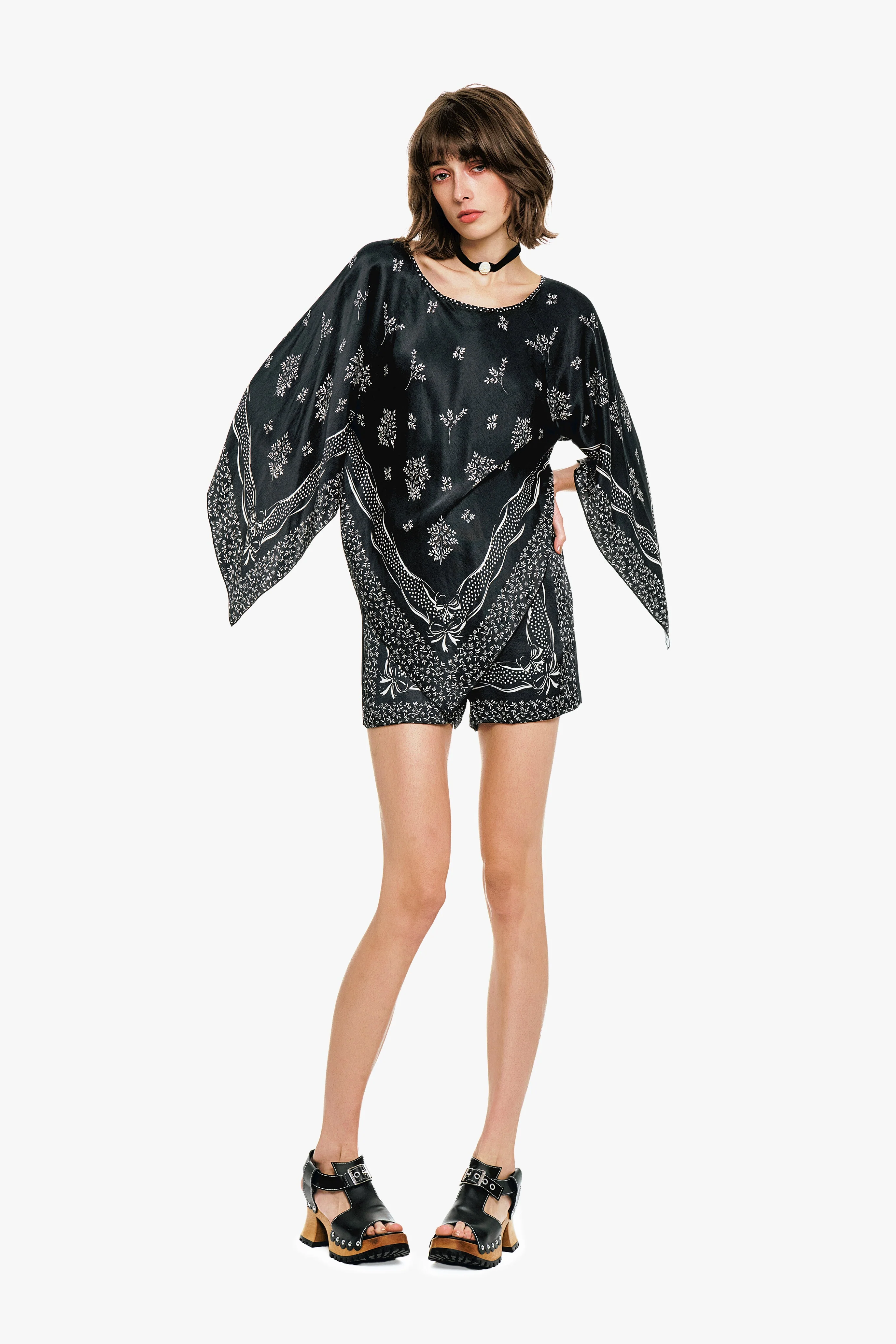 Ribbon Handkerchief Satin Print Poncho - Image 7