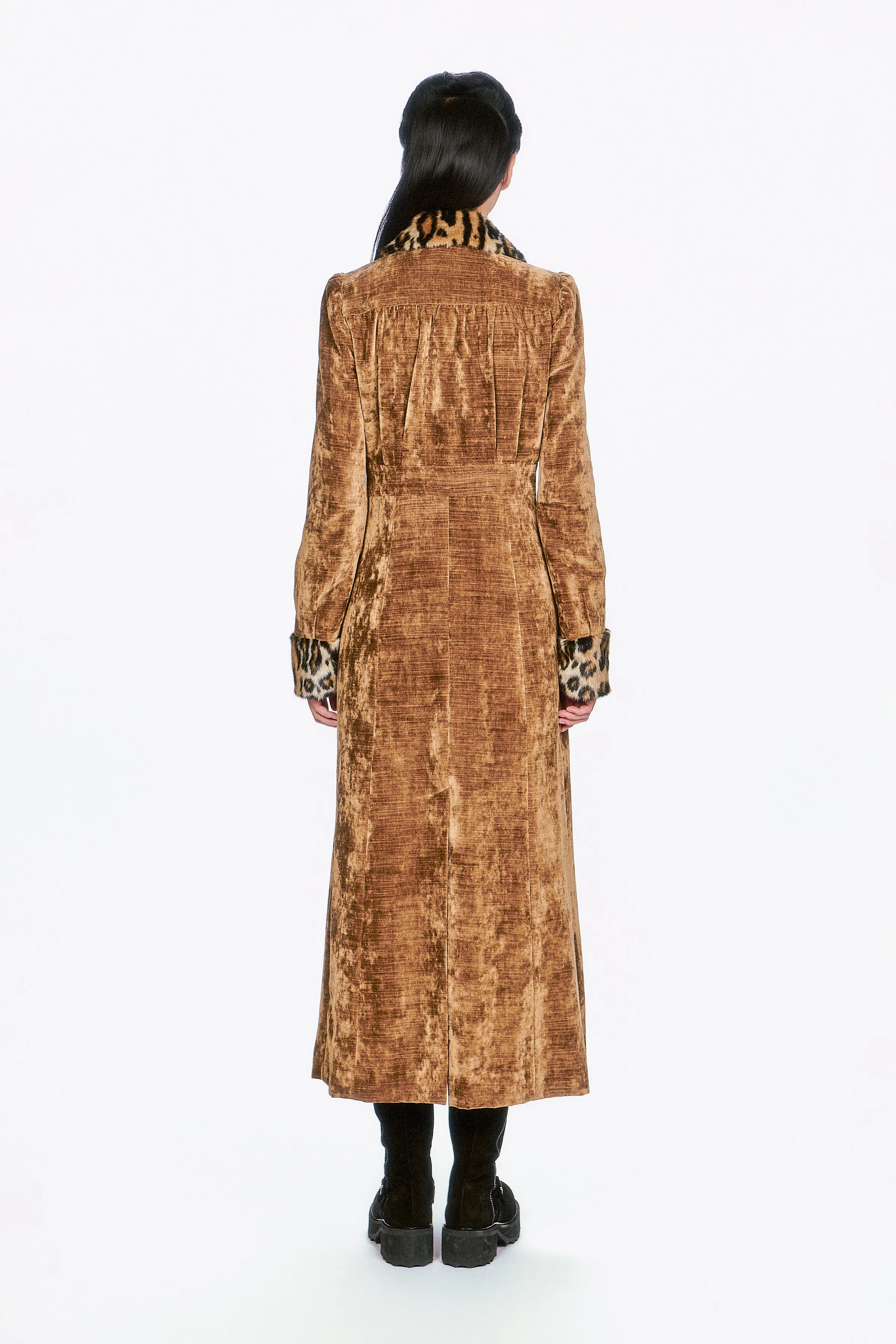 Velour Coat - Image 4
